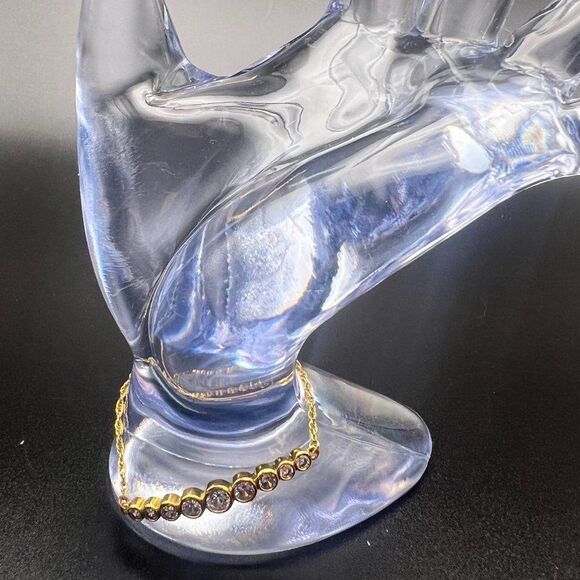 KATE Spade Bezel Set Crystal Bracelet Adjustable Like New - Picture 7 of 9